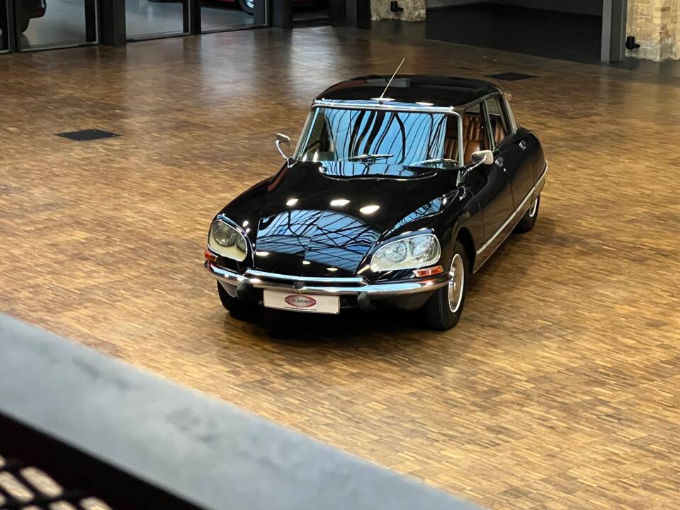 Imagen 3/40 de Citroën DS 23 Pallas (1974)