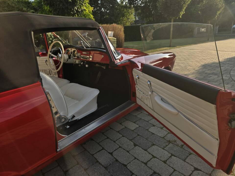 Image 7/11 of DKW Auto Union 1000 Special Roadster (1962)