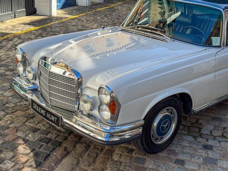 Bild 17/50 von Mercedes-Benz 280 SE 3,5 (1971)