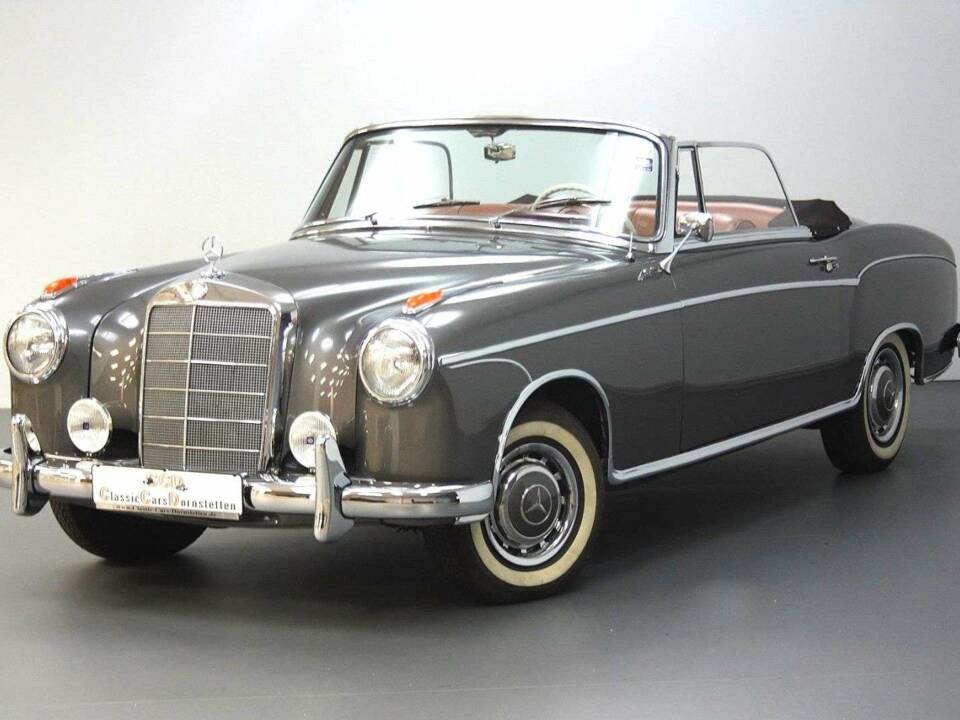 Image 1/14 of Mercedes-Benz 220 S Cabriolet (1957)