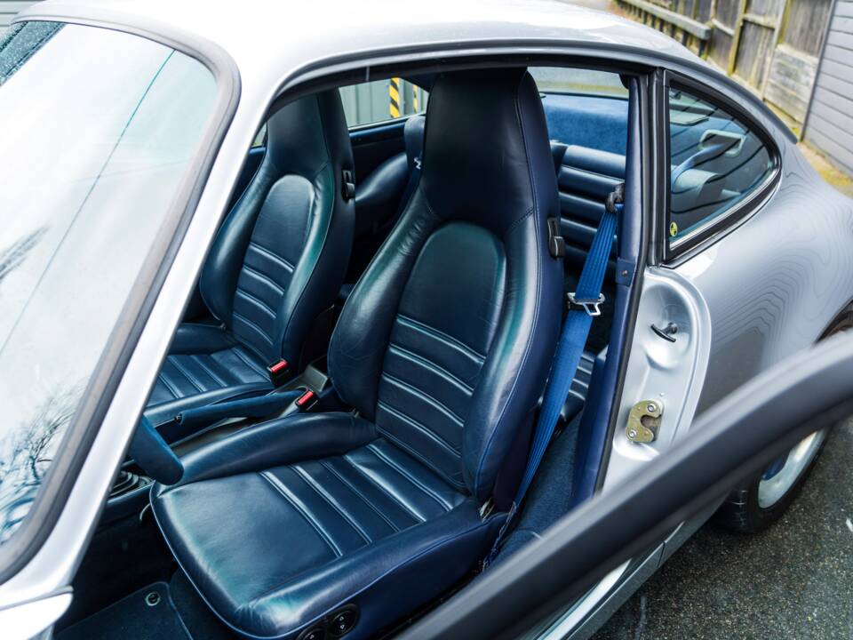 Afbeelding 39/61 van Porsche 911 Carrera 4 (1990)