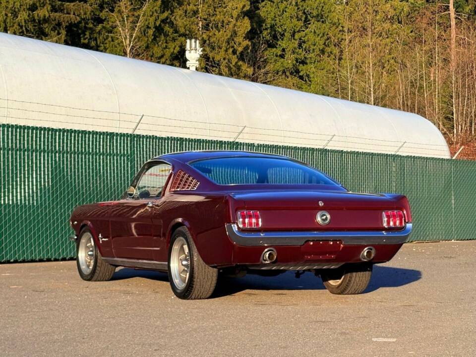 Immagine 16/50 di Ford Mustang 289 (1965)