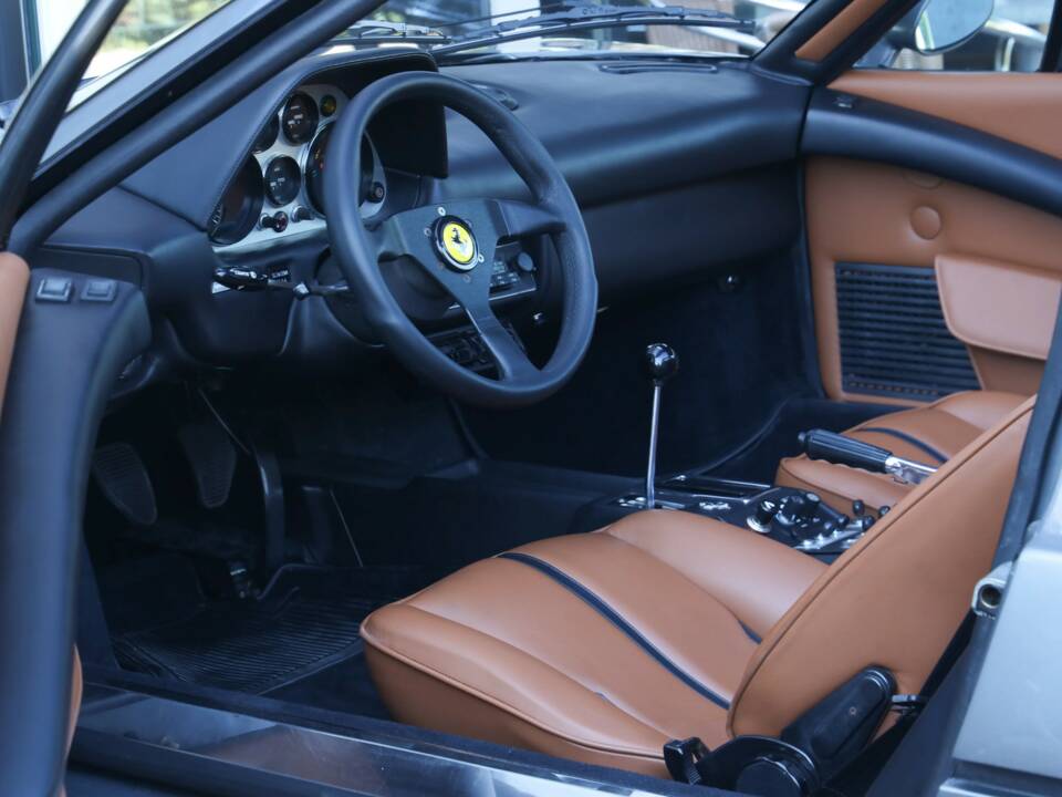 Image 3/50 of Ferrari 308 GTS (1978)