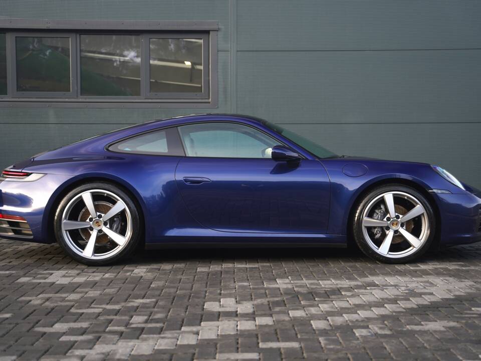 Bild 3/50 von Porsche 911 Carrera 4 GTS (2022)