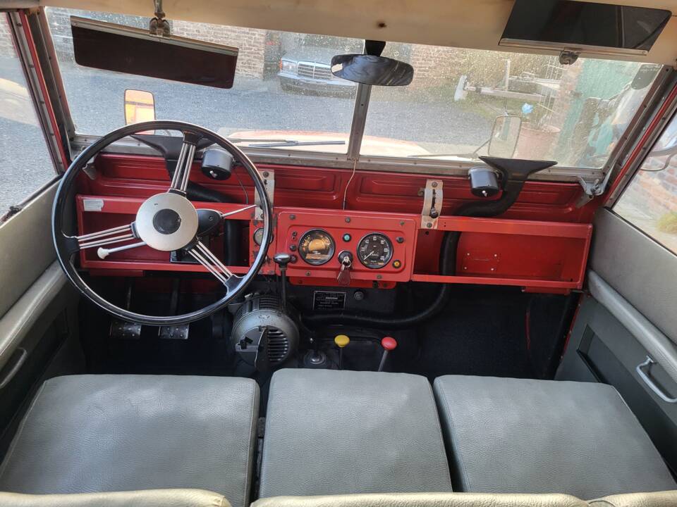 Image 15/52 de Land Rover 109 (1962)