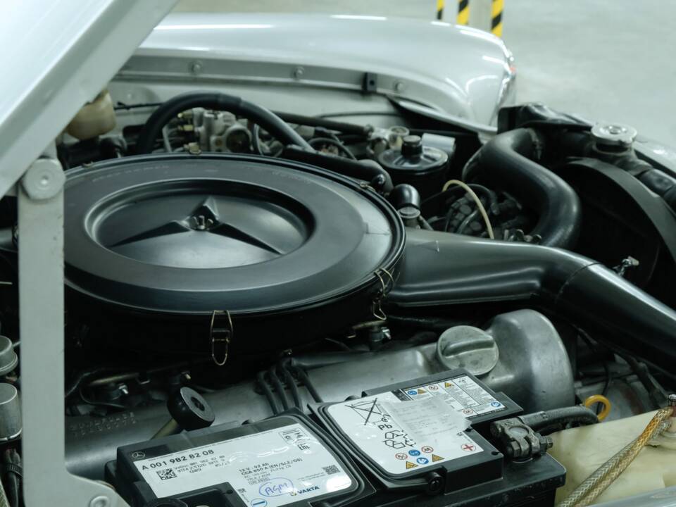 Image 50/50 of Mercedes-Benz 300 SEL 3.5 (1972)