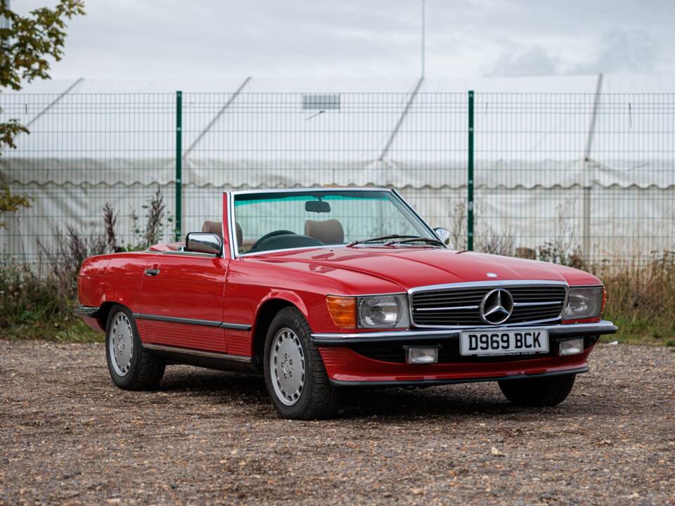 Image 40/50 of Mercedes-Benz 420 SL (1988)