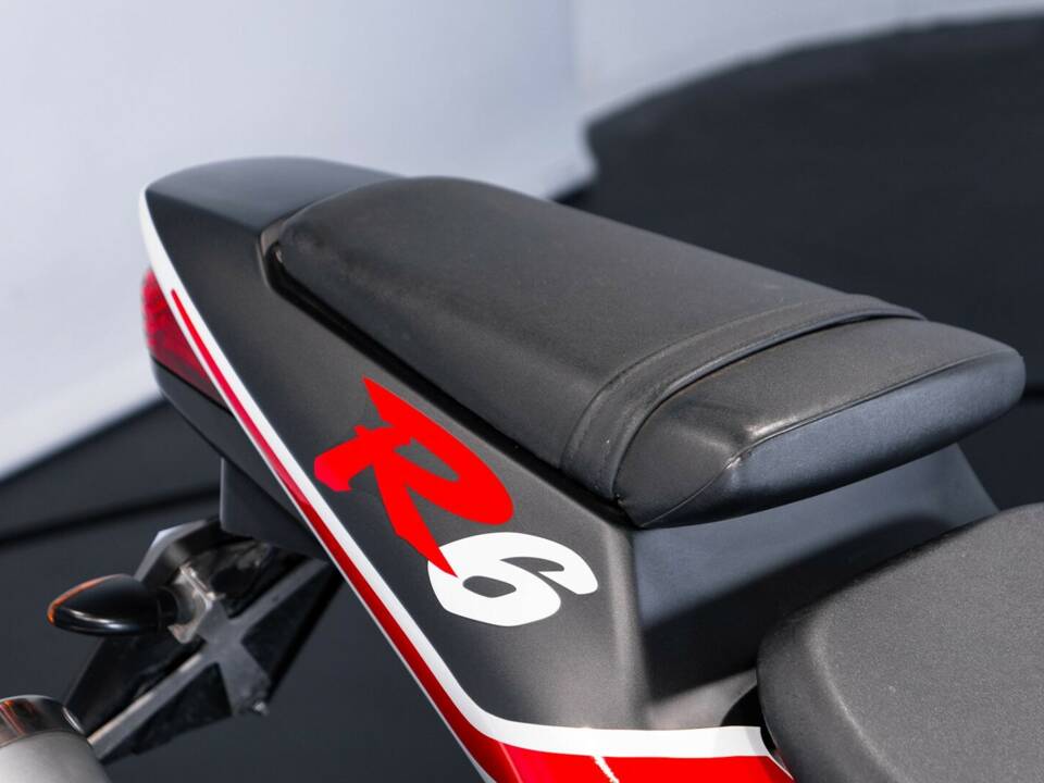 Image 49/49 of Yamaha YZF 600 R6 (1999)