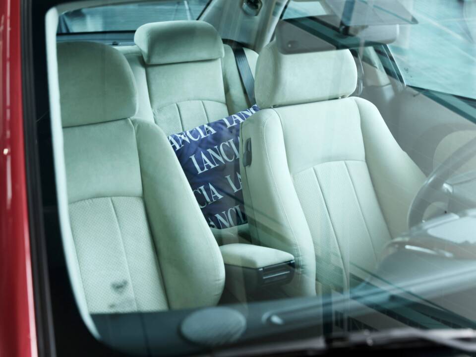Image 20/46 of Lancia Kappa 3.0 (1999)