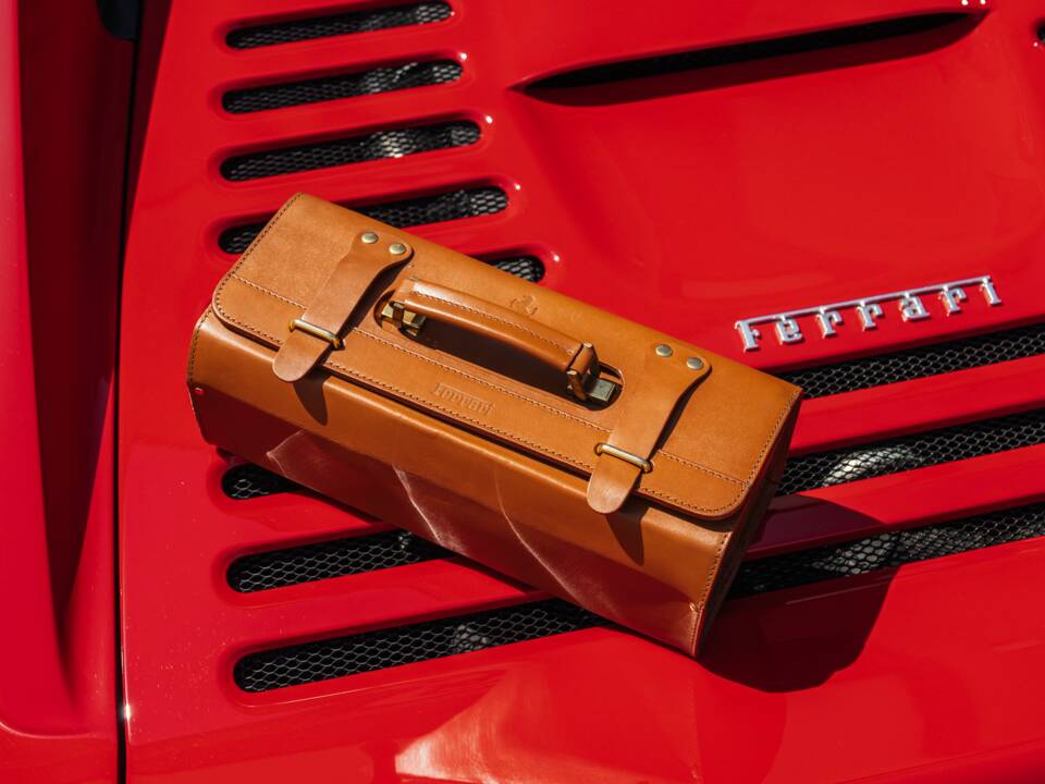 Bild 98/100 von Ferrari F 355 F1 GTS (1998)