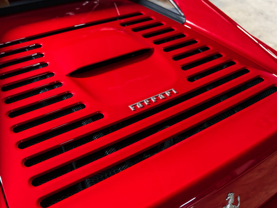 Afbeelding 23/46 van Ferrari F 355 Berlinetta (1997)