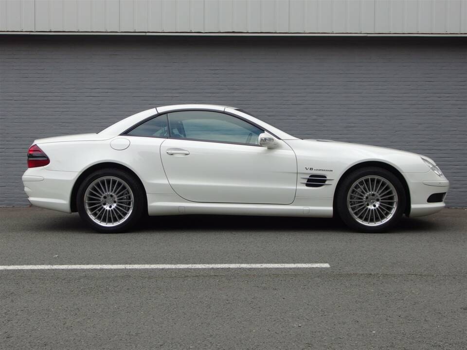 Image 3/97 de Mercedes-Benz SL 55 AMG (2003)