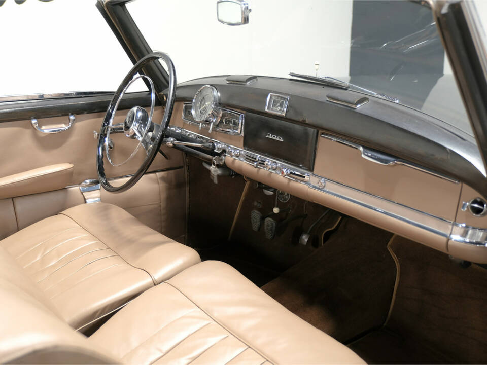 Image 14/24 of Mercedes-Benz 300 Cabriolet D (1953)