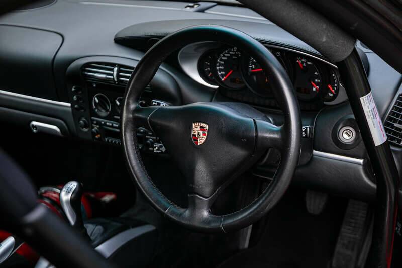 Immagine 10/40 di Porsche 911 GT3 Clubsport (2000)