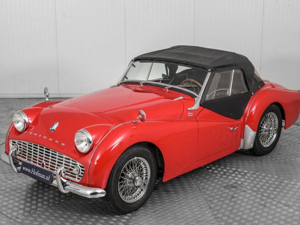 Image 38/50 of Triumph TR 3A (1959)