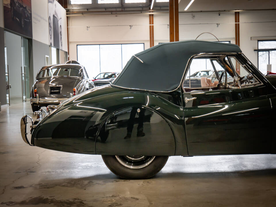 Afbeelding 7/30 van Jaguar XK 120 DHC (1953)