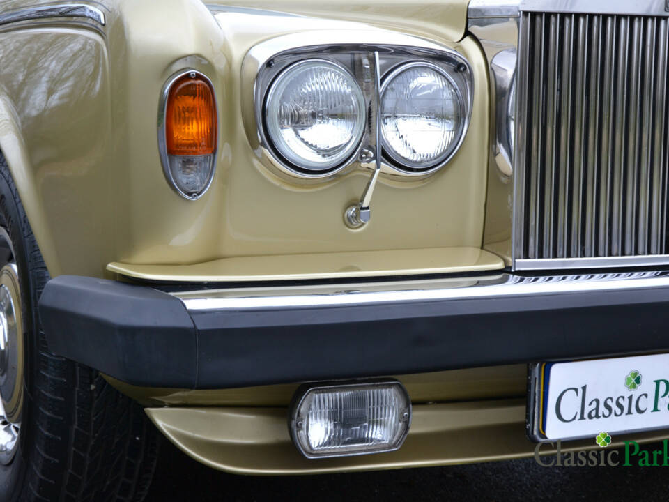 Image 41/50 of Rolls-Royce Silver Shadow II (1978)