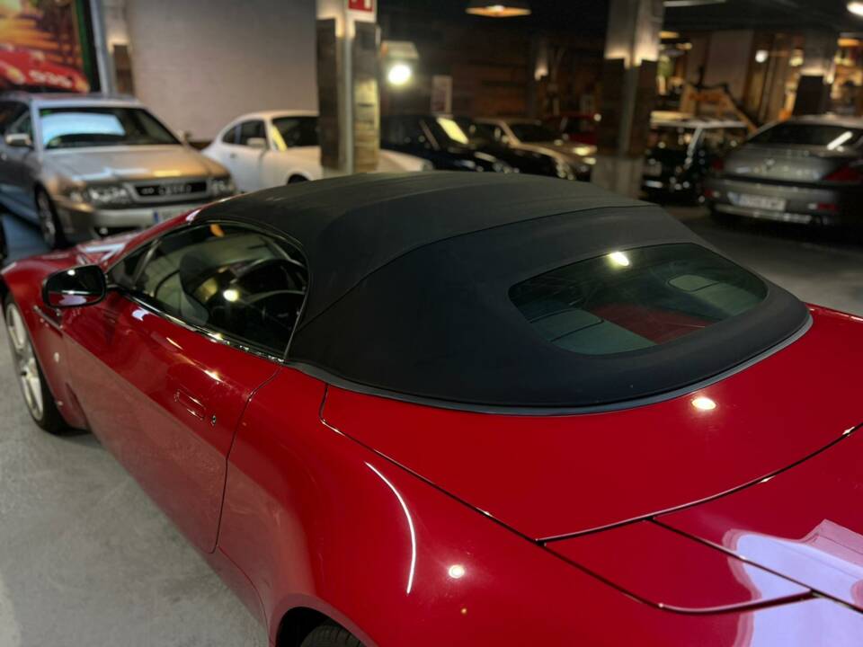 Imagen 36/60 de Aston Martin V8 Vantage Roadster (2008)