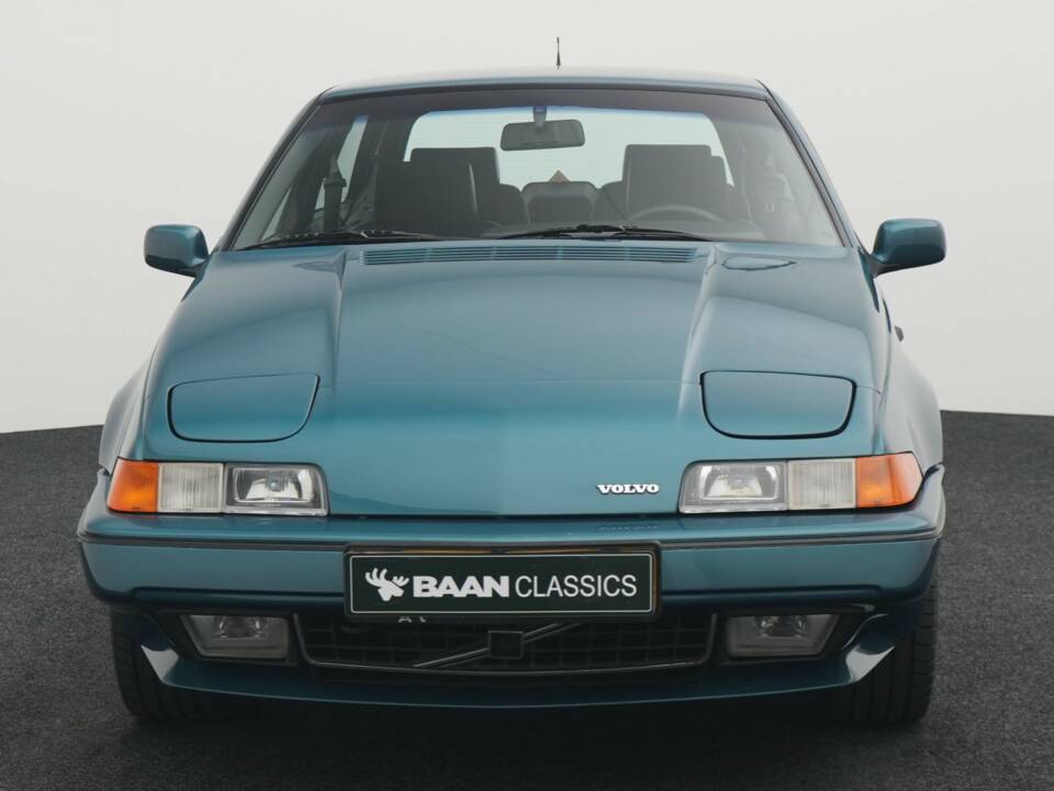 Image 2/42 of Volvo 480 Turbo (1992)