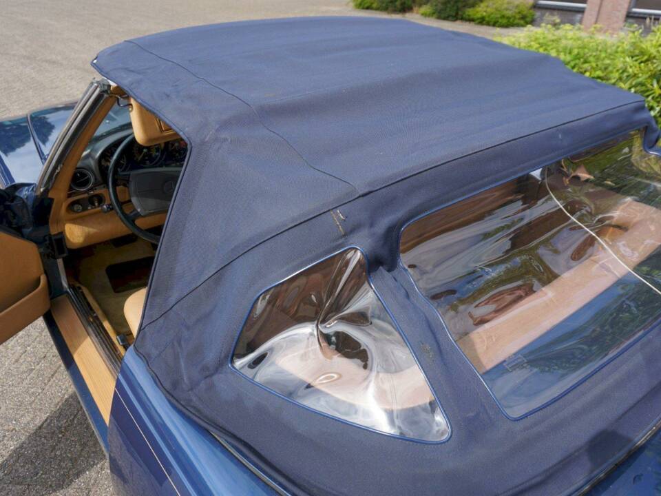 Image 15/36 de Mercedes-Benz 560 SL (1986)