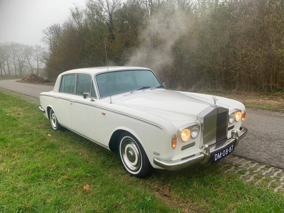 Image 3/8 of Rolls-Royce Silver Shadow I (1969)