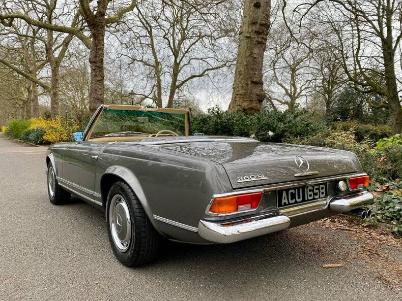 Afbeelding 17/50 van Mercedes-Benz 280 M-SL (1964)