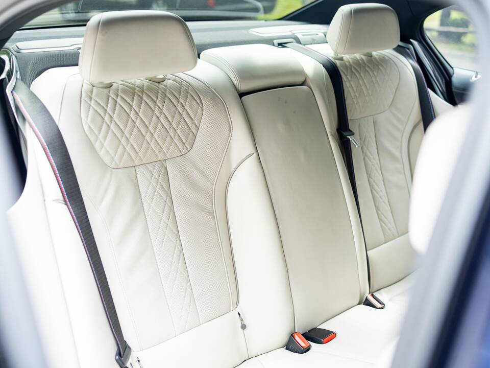 Afbeelding 27/46 van BMW 740d xDrive (2022)