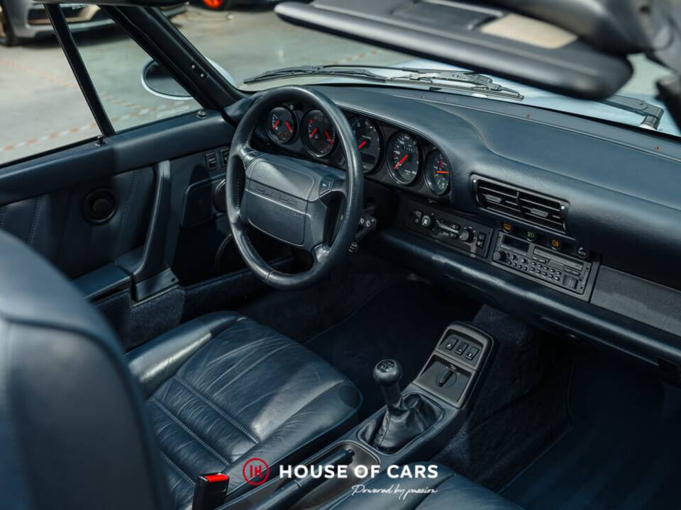 Immagine 19/25 di Porsche 911 Carrera 2 (1993)