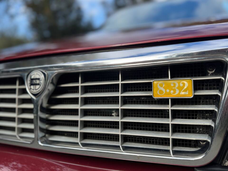 Bild 4/55 von Lancia Thema 8.32 (1991)