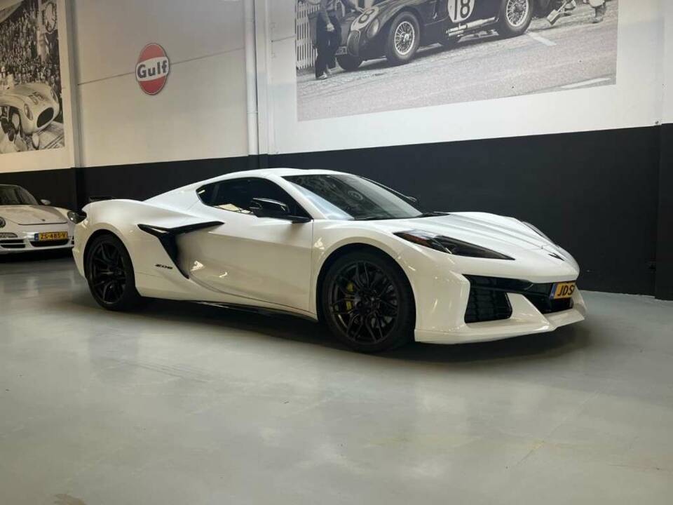 Image 21/50 of Chevrolet Corvette Z06 (2024)