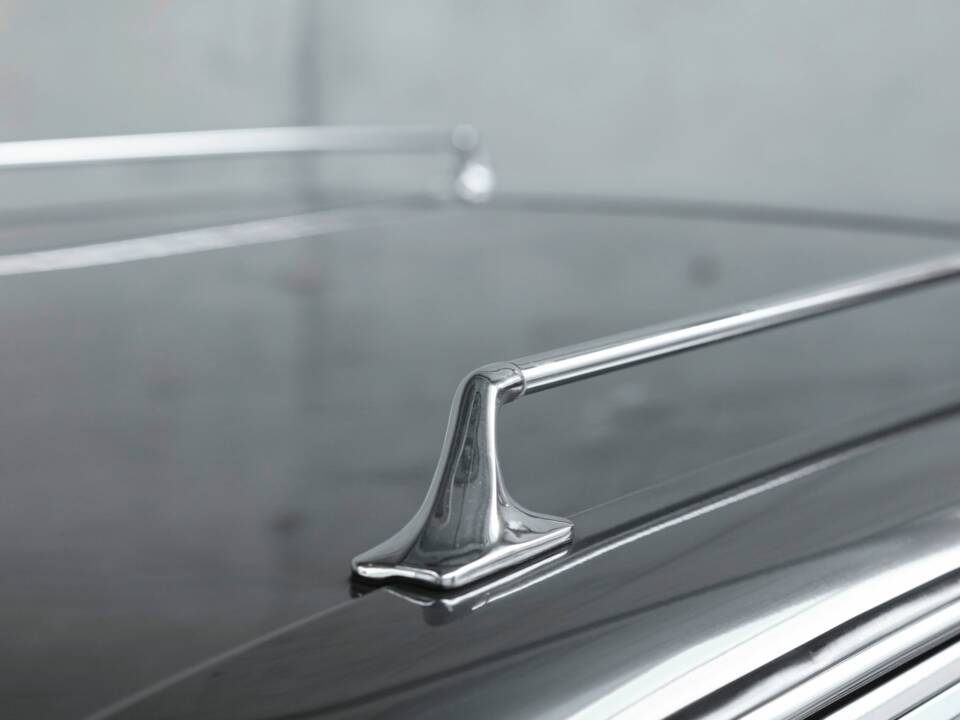 Image 47/49 of Mercedes-Benz 230 TE (1981)