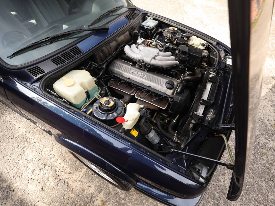 Image 42/82 of BMW 325ix (1989)