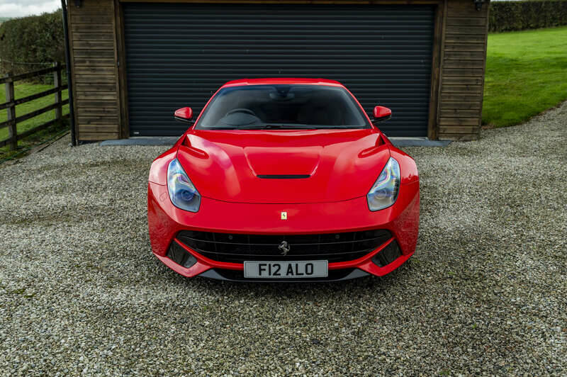 Bild 15/50 von Ferrari F12berlinetta (2013)