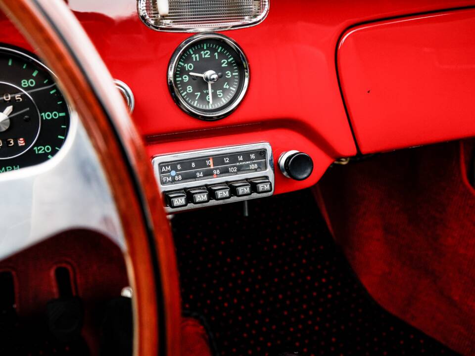 Image 36/40 de Porsche 356 B 1600 Super 90 (1961)