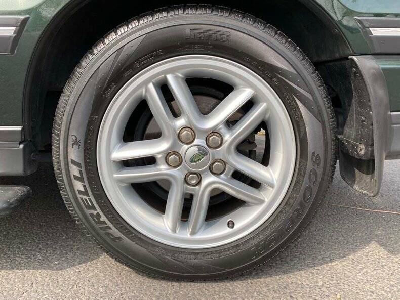 Image 34/50 de Land Rover Range Rover 4.6 Vogue (2001)