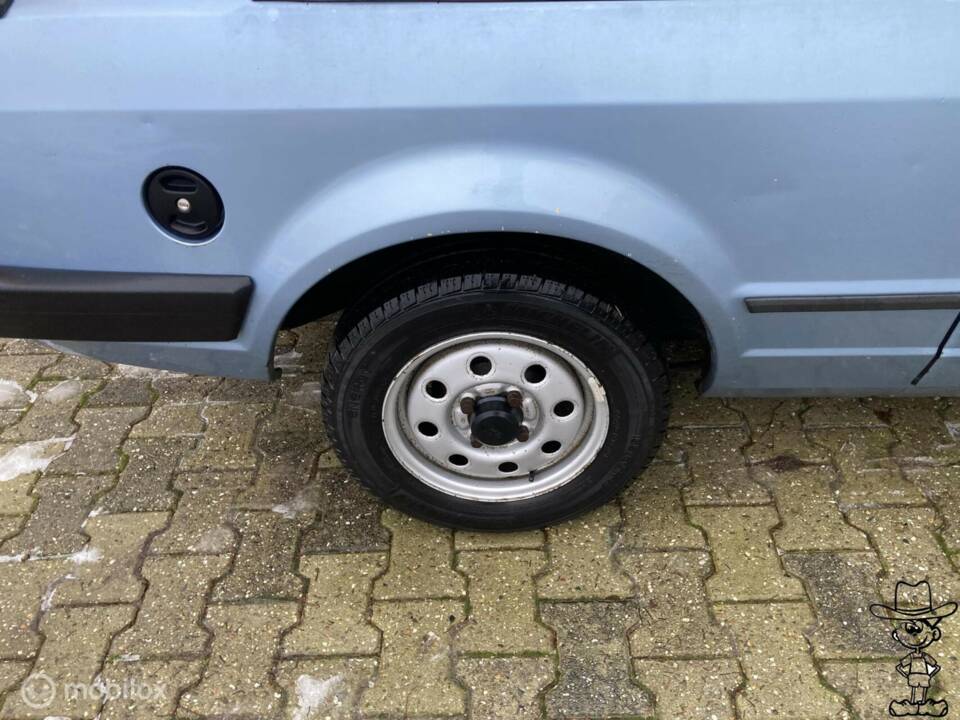 Bild 27/42 von Ford Escort 1.6 (1983)