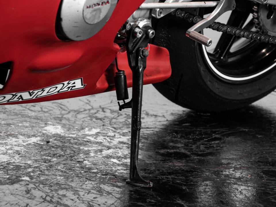 Image 15/33 of Honda CBR 600 F (1994)