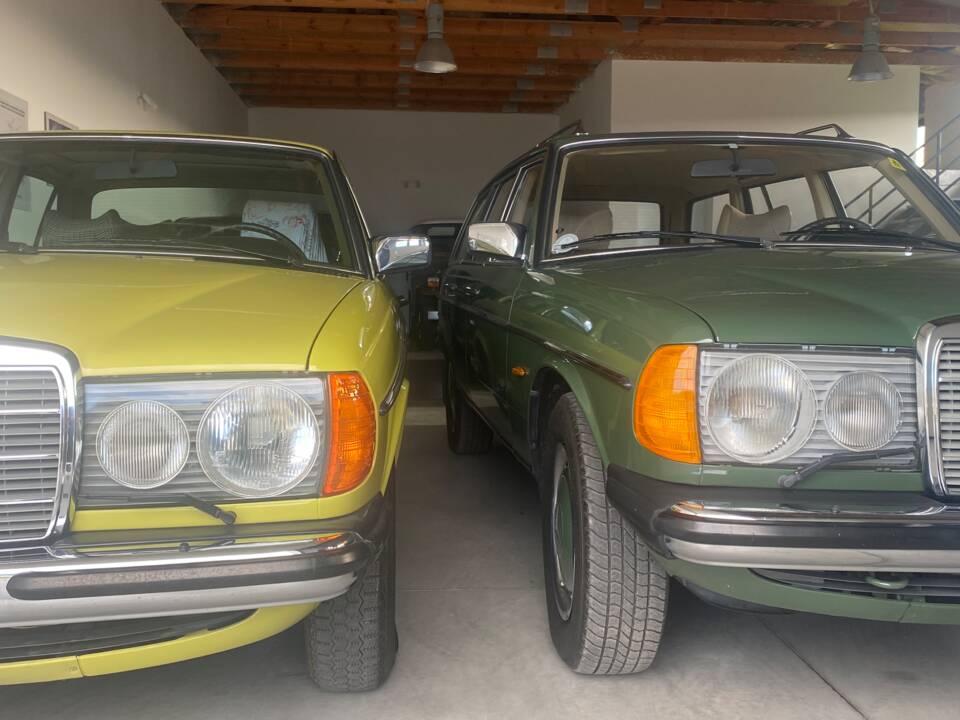 Bild 61/71 von Mercedes-Benz 250 (1979)