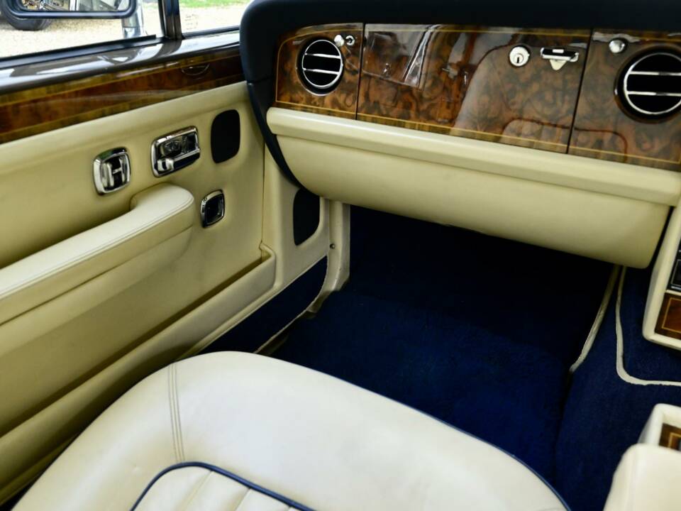 Bild 29/50 von Rolls-Royce Silver Spirit II (1992)