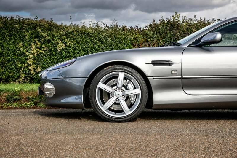 Image 8/36 of Aston Martin DB 7 GTA (2003)