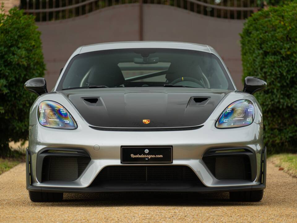 Image 30/100 of Porsche 718 Cayman GT4 RS Weissach (2024)