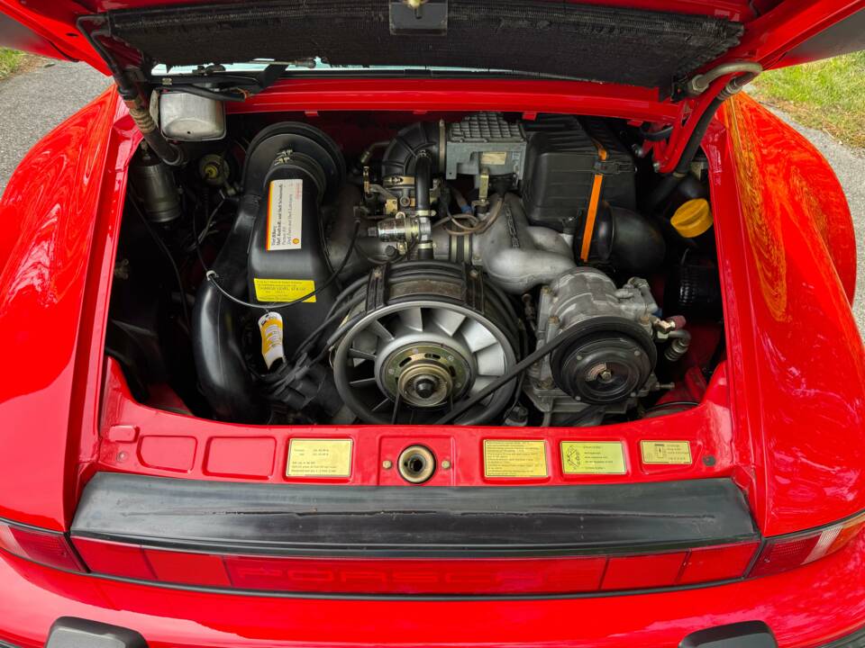 Bild 11/23 von Porsche 911 Carrera 3.2 (WTL) (1987)