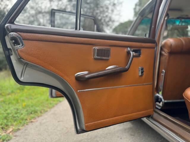 Imagen 29/42 de Mercedes-Benz 250 SE (1967)
