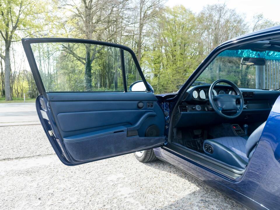 Afbeelding 23/44 van Porsche 911 Carrera (1994)