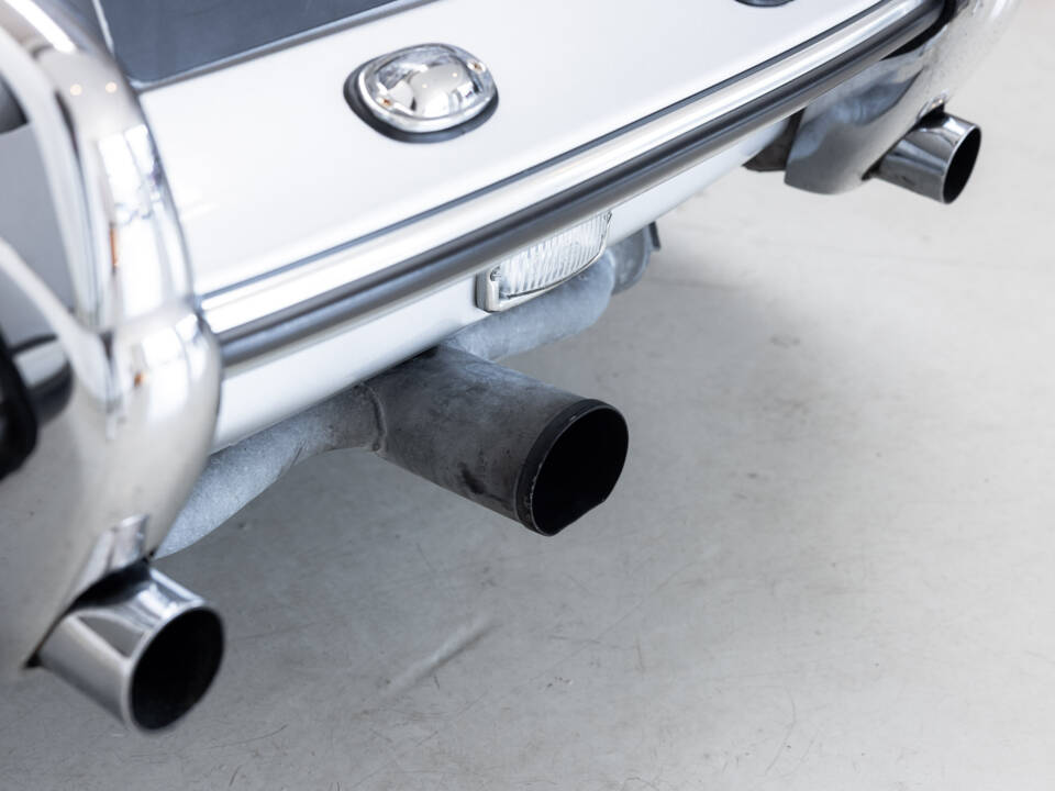 Image 36/41 of Porsche 356 C 1600 SC (1963)