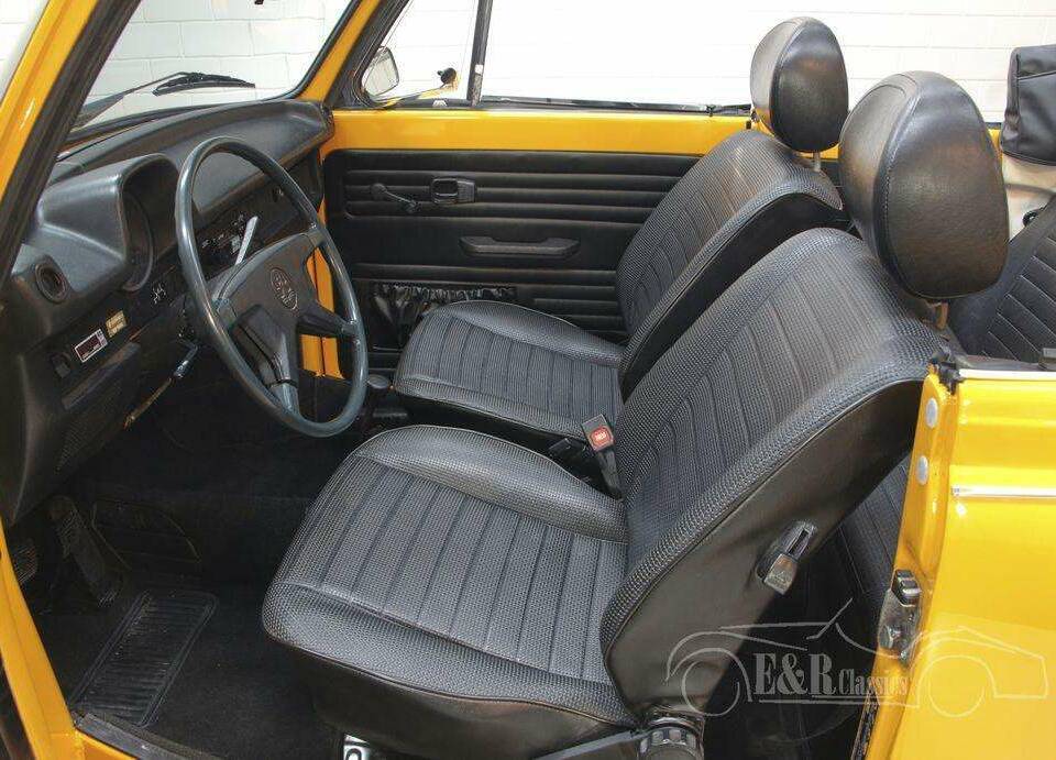 Image 11/19 de Volkswagen Coccinelle 1303 (1978)