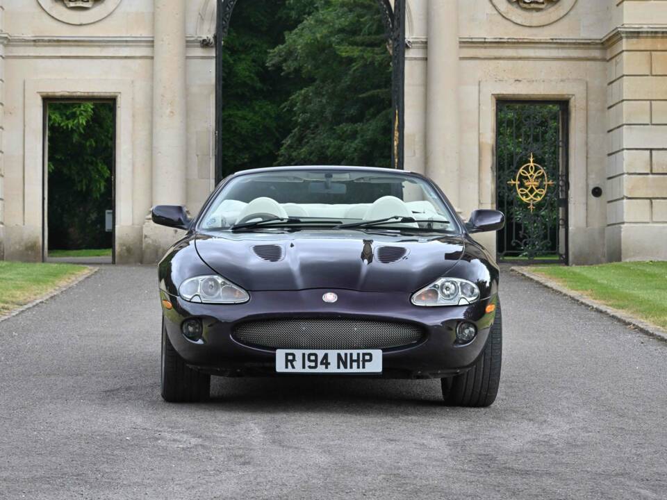 Afbeelding 15/50 van Jaguar XKR (1998)