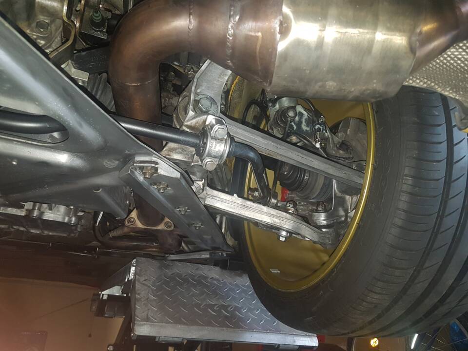 Image 29/30 of Porsche Boxster S (2000)