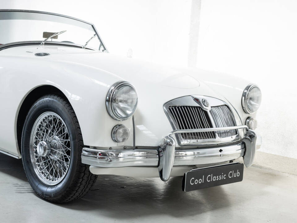Image 22/28 of MG MGA 1600 (1960)