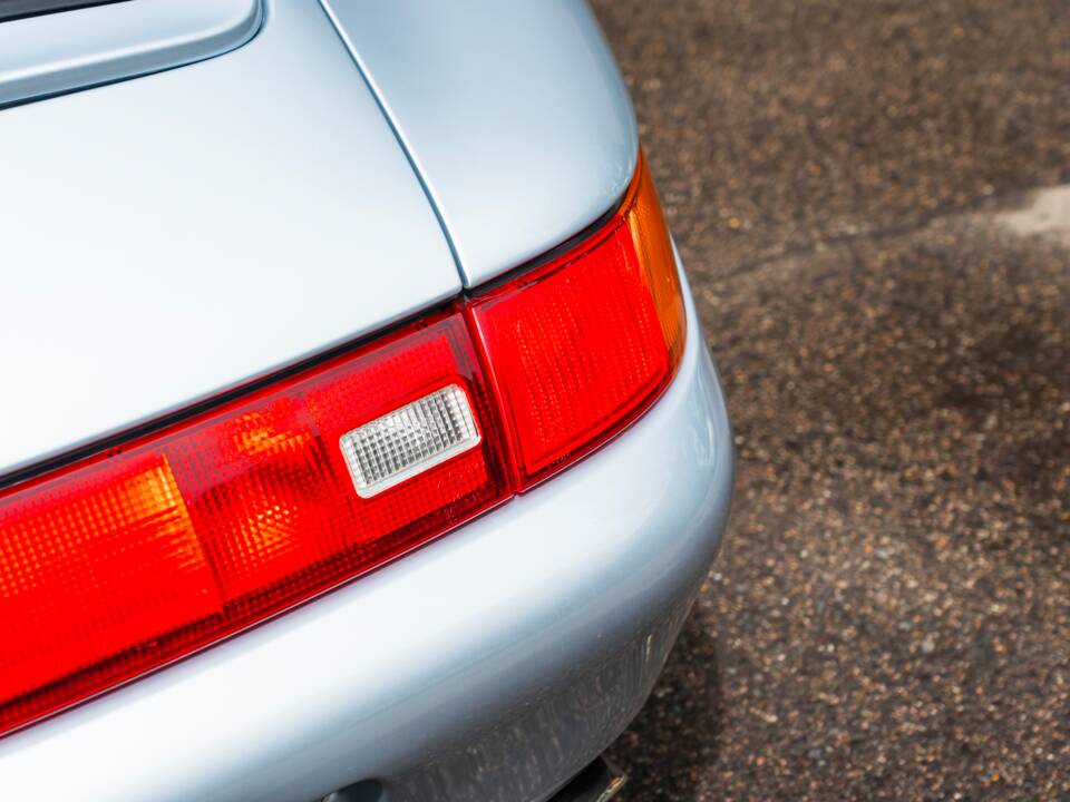 Image 8/60 of Porsche 911 Targa (1996)